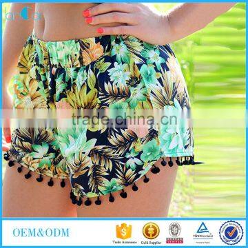 Factory wholesale oem women clothes floral print fringe beach shorts