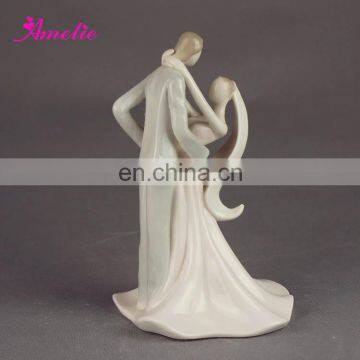 A07379 Stock Market Porcelain Bride Groom Wedding Doll Cake Topper