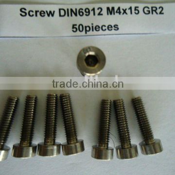 titanium screw din 6912