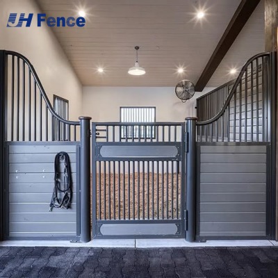 Maßgeschneiderter 12ft vorgefertigter verzinkter Stahlpferdestall zum Verkauf. Luxuriöses tragbares Außenpferdestall mit Dach Stalel photo-2