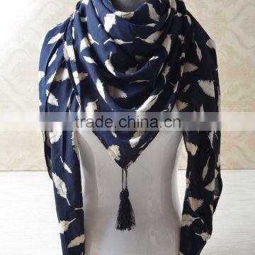 Wholesale 100% Cotton Printed Women Muslim Square Scarf With Tassel photo-5