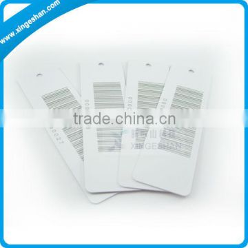 Passive UHF Washable RFID Tags for Laundry Management