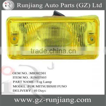 MB302301yellow fog lamp use for mitsubishi canter 86-93 series truck parts