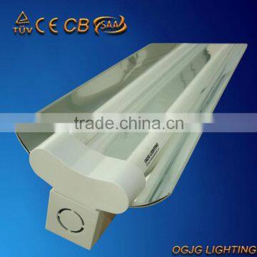 T5 double tube light fitting with reflector