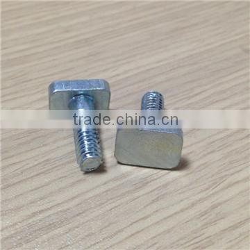 High strength hammer head bolts