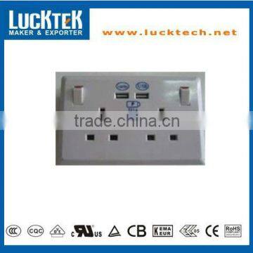 double UK Wall outlet with usb port