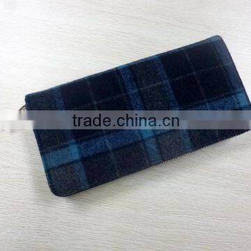 High quality zipper around tweed wallet