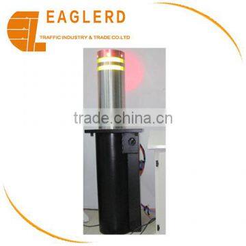 Hydraulic rising round bollard