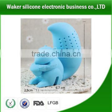 customized design portable squirrel shape tea steeper