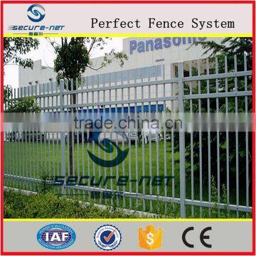 Novel Style Wrought Iron Railing Panels With CE Certifitation photo-2