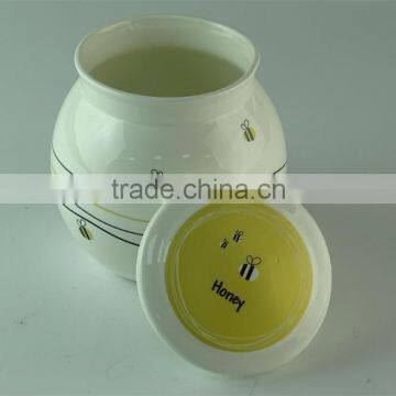 Hot Sale Lovely White Ceramic Drink Cups With Lid photo-2