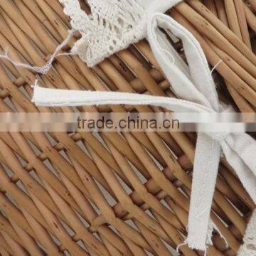 Handmade Cheap Wicker Picnic Basket With Lid for Family photo-4