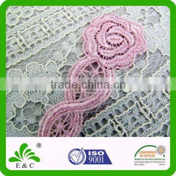 Designs beautiful flower shape embroidery patch/fabric flower applique