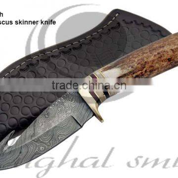 Damascus skinner knife/Hunting knife/Deer stag