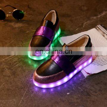 Wholesale New Design Hottest Ladies Shoes European Fashion Women Shoes LED Shoes Sneakers Girls Footwear photo-4