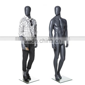 Male Window Display Realistic European Market Fiberglass Mannequin