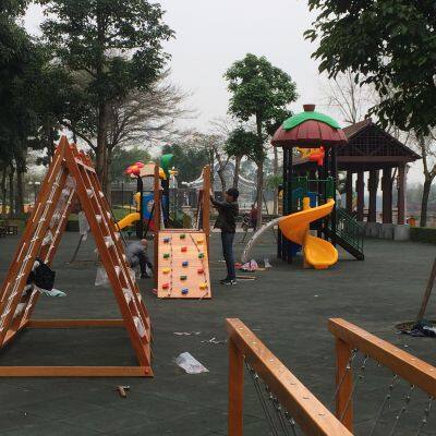 Wooden combined training climbing frame