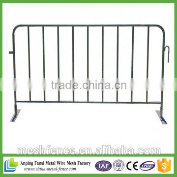 2016 Manufacturers custom cheap price Galvanized Steel crowd control barrier