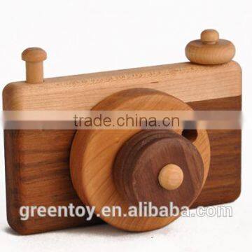 Wooden camera toy for kids