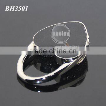 Red Crystal Heart Shaped Handbag Hooks White Rhinestones Portable Metal Folding Bag Holder Heart photo-4