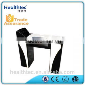 manicure nail beauty table