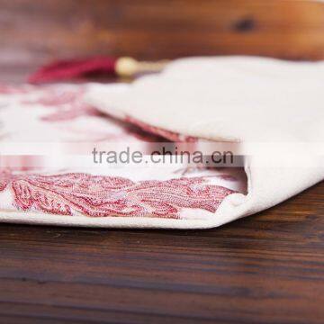 Plus Lace Table Runners for Wedding photo-3