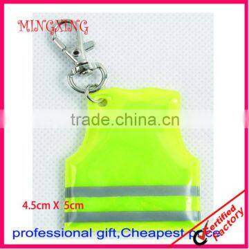 2014 hot sale beautiful souvenir keychain with best price in China