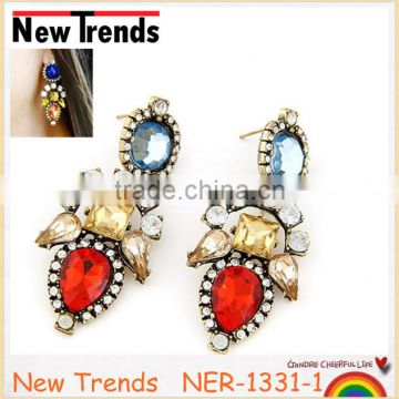 2014 Hot sale women fashion crystal earrings stud