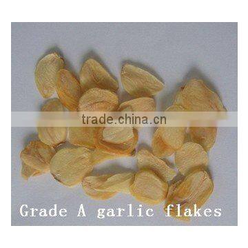 dehydrated garlic flake