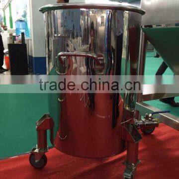 Large Stainless Steel Movable Storage Tank photo-4