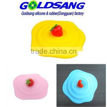 100% food grade cute designing silicone cup lid strawberry cup cover