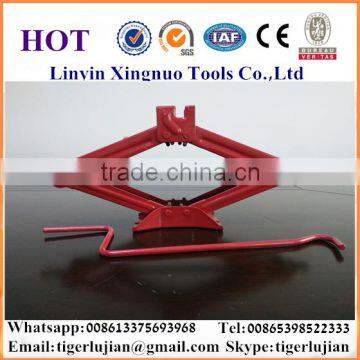 China Famous Brand Name Xingnuo 1.5-ton Capacity Red Color Portable Scissor Jack photo-4
