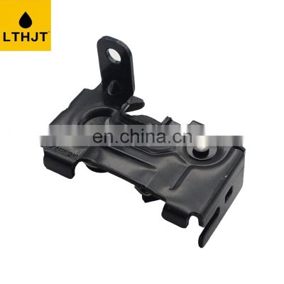 Car Accessories Auto Parts Engine Hood Lower Latch Lock OEM NO 204 880 0260 2048800260 For Mercedes-Benz W204