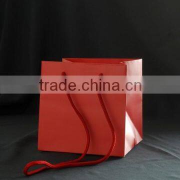 Luxury paper bag with matt lamination