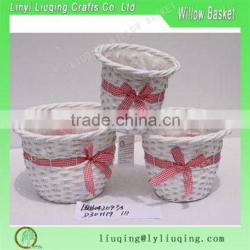 Willow storage basket with plastic lining