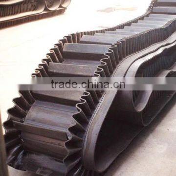 Large angle sidewall conveyor belt