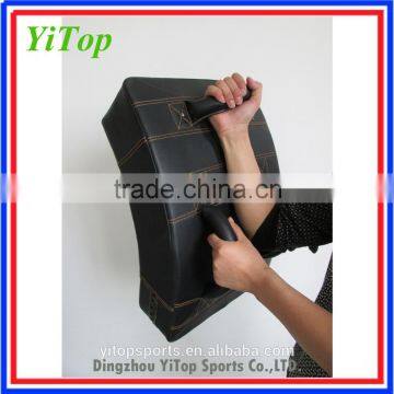 High Quality Boxing Training Equipment/ Curved karate Focus Mitt/Kicking Pad/Kickboxing Kicking Target/