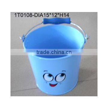 Decorative mini tin pails