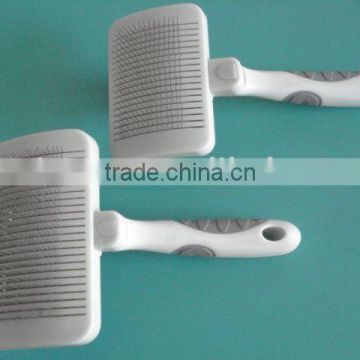 Self -cleaning Slicker Brush