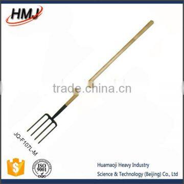 Long handle garden fork F107L-M with cheap price