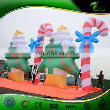 Inflatable Outdoor Christmas Decoration , Giant Inflatable Christmas Tree , Attractive Inflatable Xmas Walking Stick