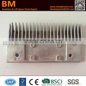 F51952 Escalator Comb Plate 202*108*145 Right