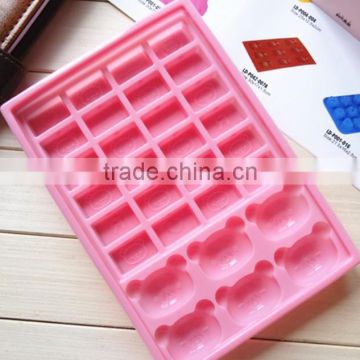 2014 new design simple cute bear and square shaped silicone cake molds