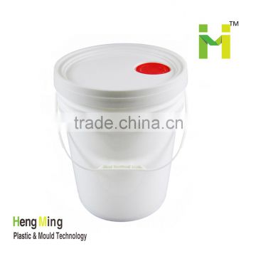 20L plastic barrel with pour spout