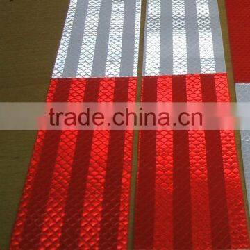 Vehicle arrow tape deisgn reflective tape