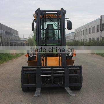 New CE, Cheap Price 4WD Rough Terrain Forklift for 4000kg Rated Capacity