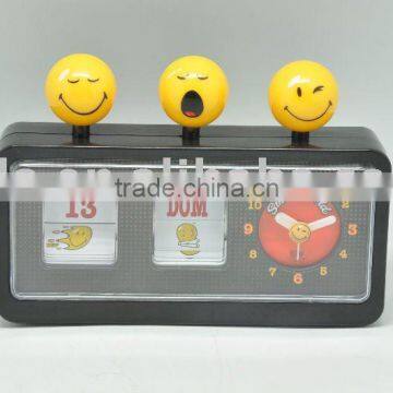 The new design 2011 promotional lovely snoopy plastic calender table clock RD9863