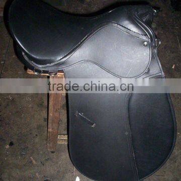 Close Contact Saddle