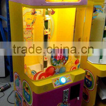 LSJQ-398 New Style Candy Vending Machine Toy Crane Machine Coin Operated Game Machine photo-3