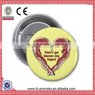 customized yellow printed heart round pin buttons badge metal badge